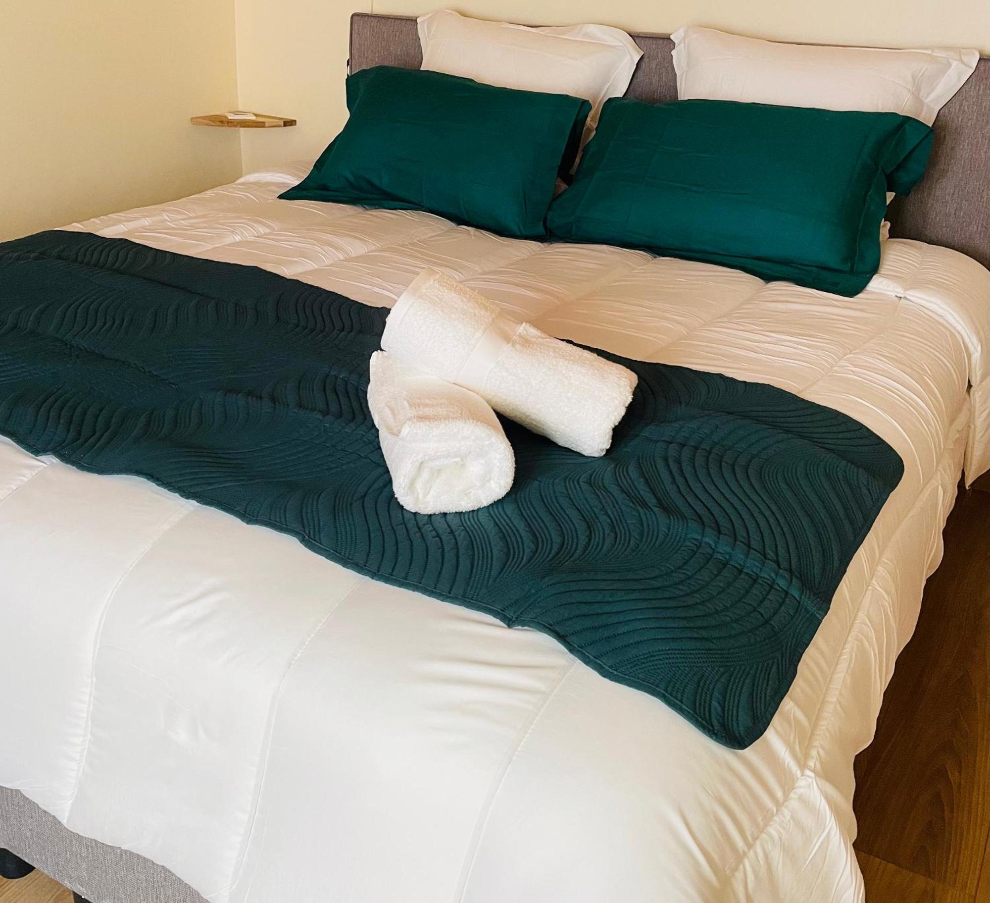 Au Sommet Des Salazes Hotel Салази Екстериор снимка